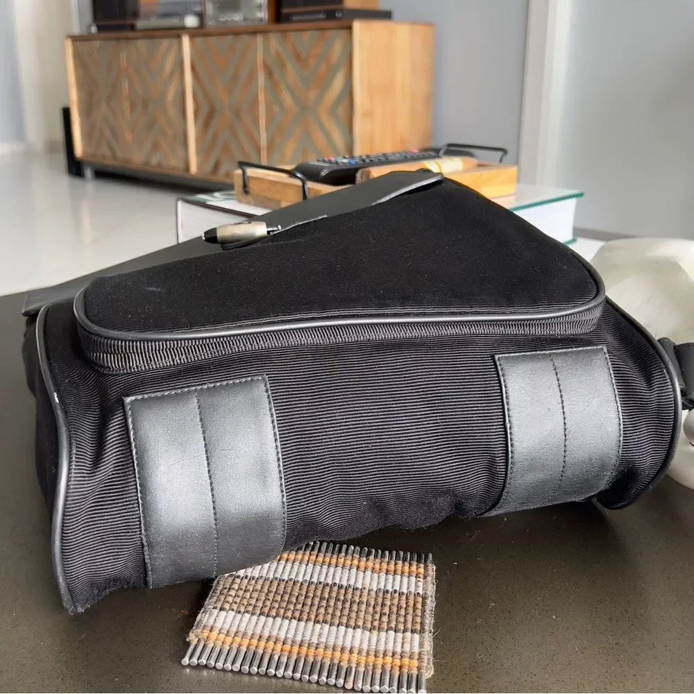 MONTBLANC Authentic Meisterstuck Black Fabric & Leather Messenger Cross Bag
